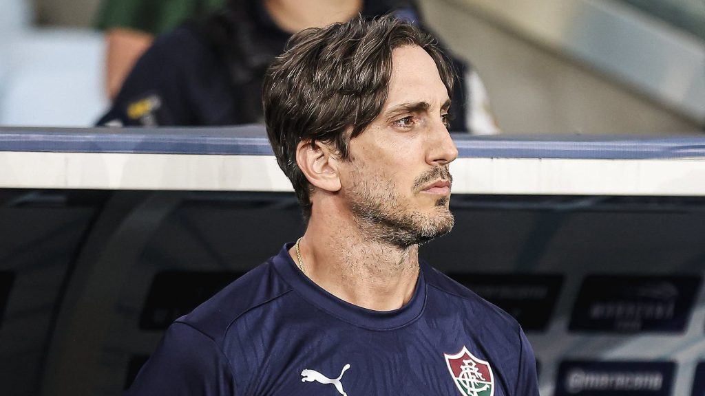 Luís Zubeldia, técnico do Fluminense